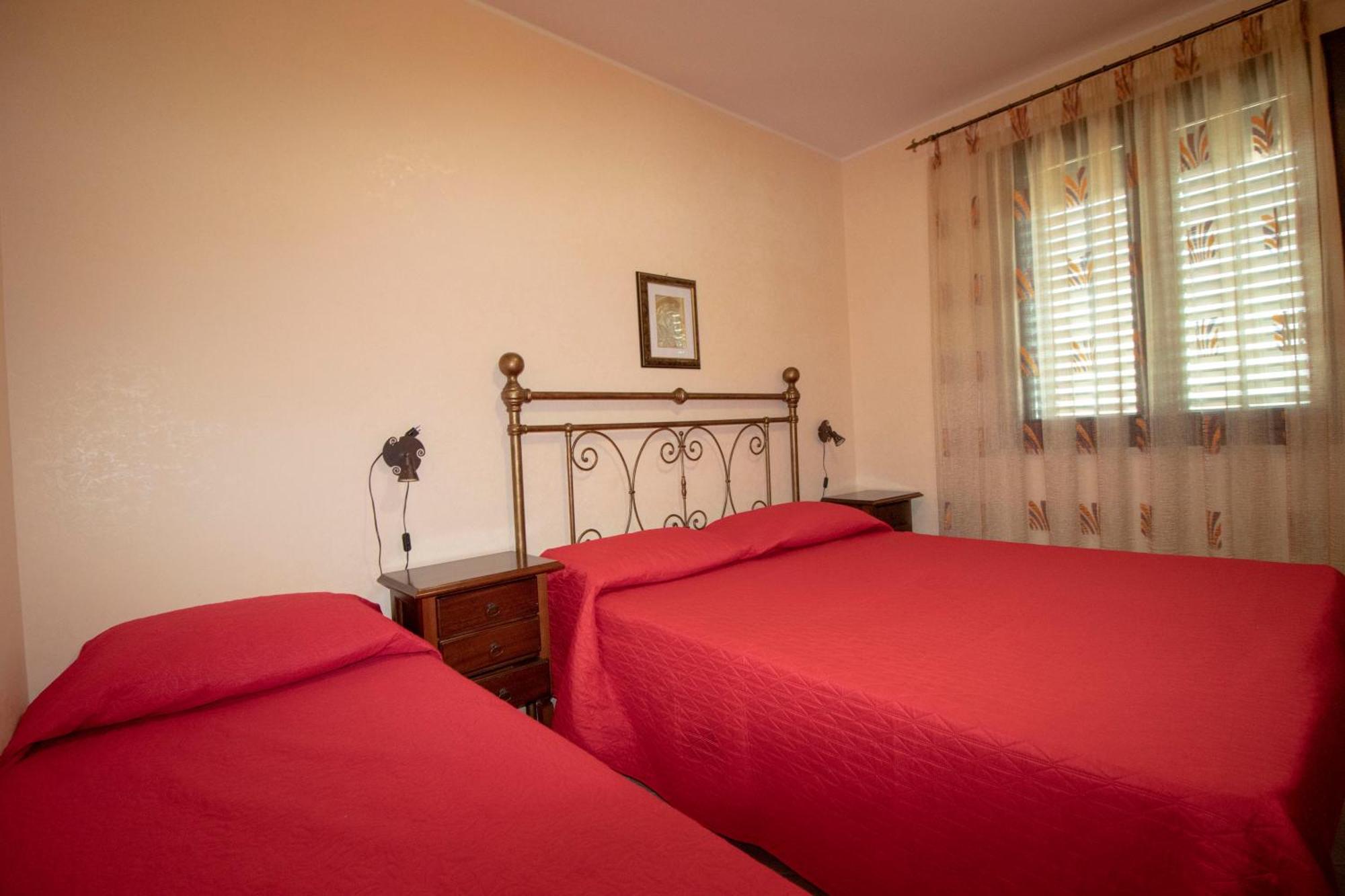 Case Vacanza Cristina Site In Antico Baglio E In Via Abruzzi N 161 圣维托罗卡波 外观 照片